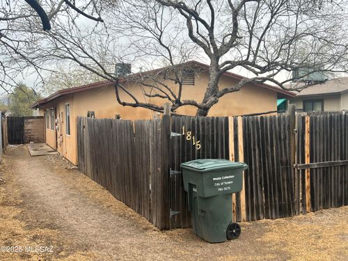 1815 S Van Buren Ave, Tucson, AZ, 85711-5884 | Card Image