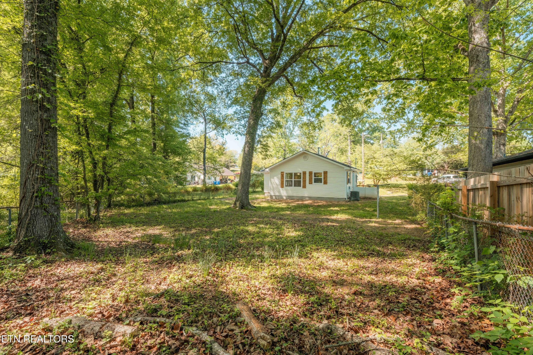 Residential in Oak Ridge 4