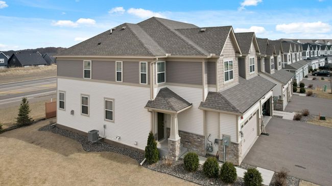 48_19000_72nd48_mls.jpg | Image 44