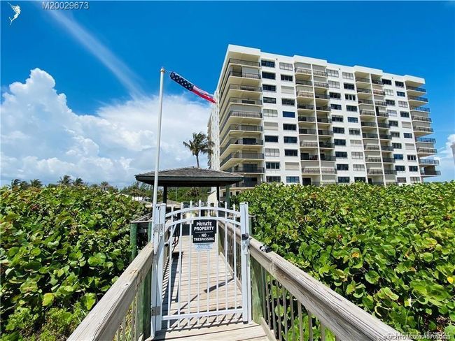 APT-401 - 10044 Ocean Dr, Condo with 3 bedrooms, 2 bathrooms and null parking in Jensen Beach FL | Image 80