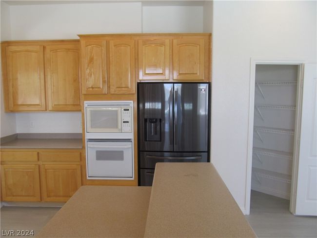 9795 La Cienega St, House other with 5 bedrooms, 3 bathrooms and null parking in Las Vegas NV | Image 11