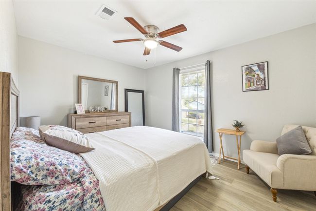 8039 Zimmermann Dr, House other with 3 bedrooms, 3 bathrooms and 2 parking in Houston TX | Image 15