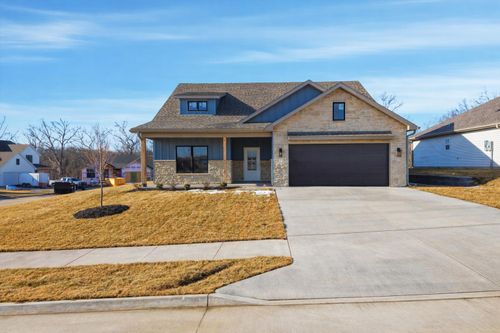 2033 Stone Mountain Ct, COLUMBIA, MO, 65201 | Card Image