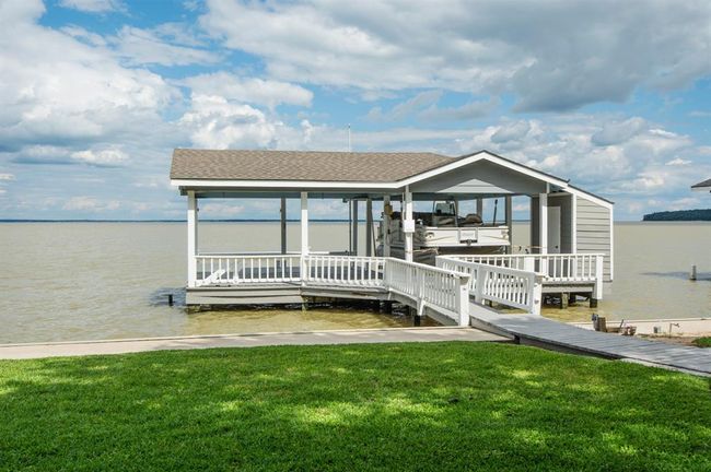 341 Sam Houston Loop, House other with 3 bedrooms, 2 bathrooms and 4 parking in Pointblank TX | Image 33