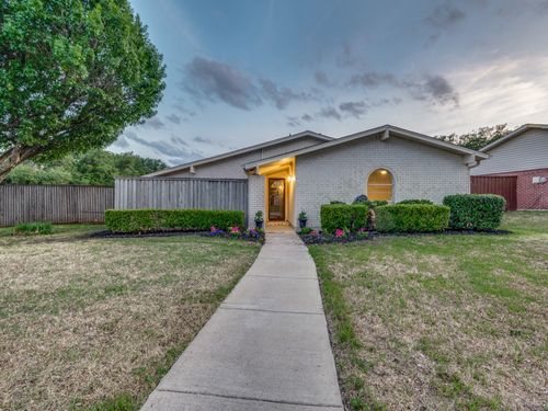 3101 Oak Hill Rd, Carrollton, TX, 75007-3516 | Card Image