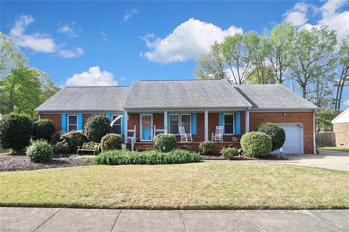 1014 Weeping Willow Dr, Chesapeake, VA, 23322-7726 | Card Image