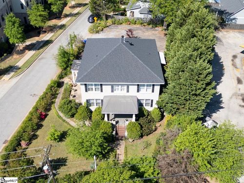 906 Augusta St, Greenville, SC, 29605-3845 | Card Image