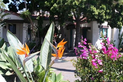 243 Avenida Madrid, San Clemente, CA, 92672-1980 | Card Image