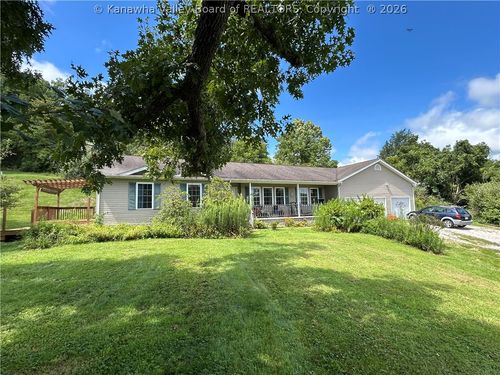 219 Hutchison Lake Dr, Ripley, WV, 25271-6053 | Card Image