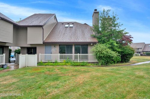 100-100 Cotswold Cir, Ocean, NJ, 07712-2649 | Card Image