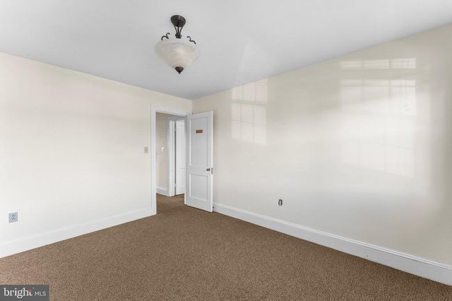 95 N Main St, Home with 0 bedrooms, 3 bathrooms and null parking in Kilmarnock VA | Image 53