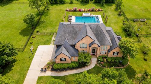 8906 Majesty Ln, Richmond, TX, 77469-5696 | Card Image