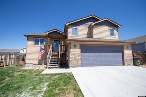 2110 Goosewing St, Bar Nunn, WY, 82601-7707 | Card Image