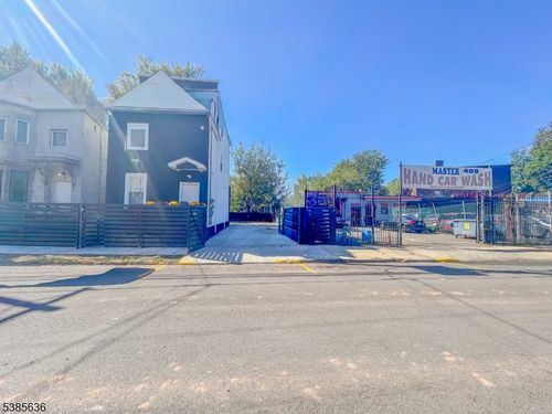 413 S 16th St, Newark, NJ, 07103-1651 | Card Image