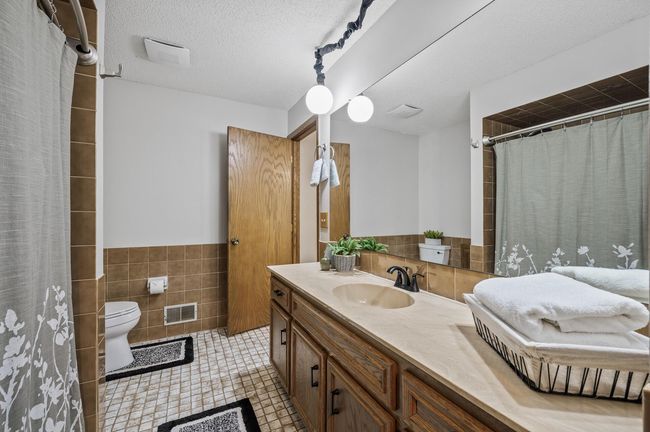 485 Mackubin Cir, House other with 4 bedrooms, 2 bathrooms and null parking in Shoreview MN | Image 25