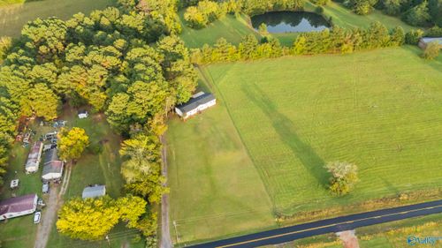 84 Black Ground Rd, Laceys Spring, AL, 35754-6028 | Card Image