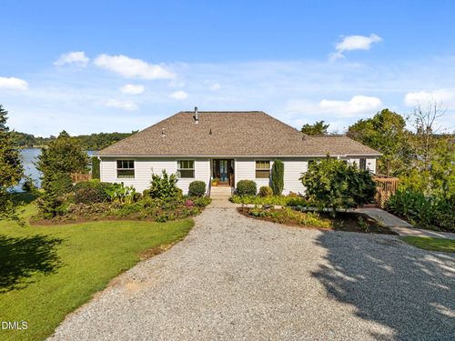 195 Lynn Smith Rd, Semora, NC, 27343-7119 | Card Image