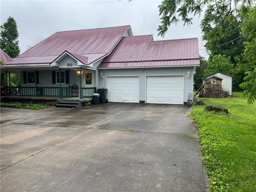 303 High St, Golden City, MO, 64748-9105 | Card Image