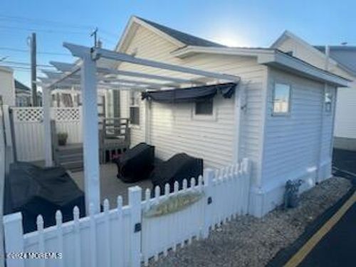 94-21 Shore Villa Road, South Seaside Park, NJ, 08752 | Card Image