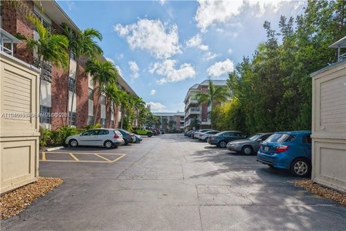 apt-101a-2426 Se 17th St, Fort Lauderdale, FL, 33316-3136 | Card Image