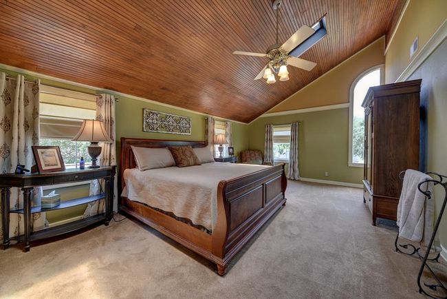 1026 Atchison St, House other with 3 bedrooms, 2 bathrooms and 2 parking in Sealy TX | Image 14