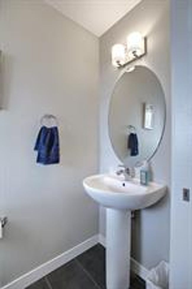 138 - 2802 Kings Heights Gate Se, Home with 3 bedrooms, 2 bathrooms and 2 parking in Airdrie AB | Image 18