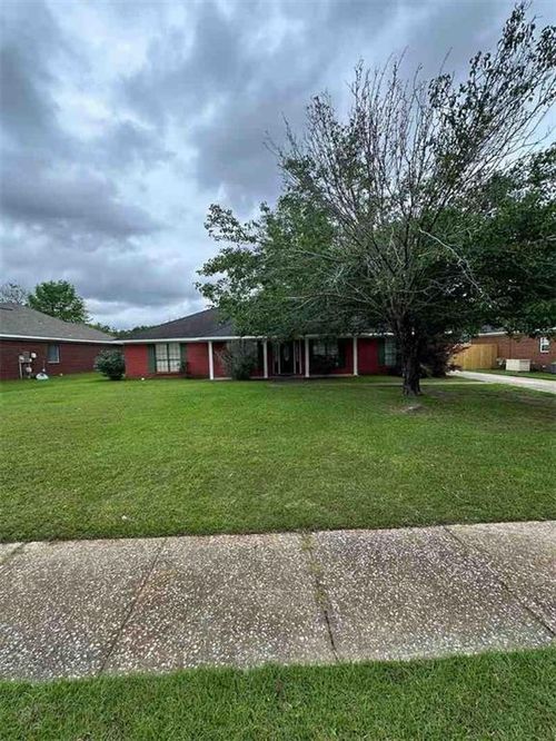 5469 Henning Drive W, Mobile, AL, 36619 | Card Image