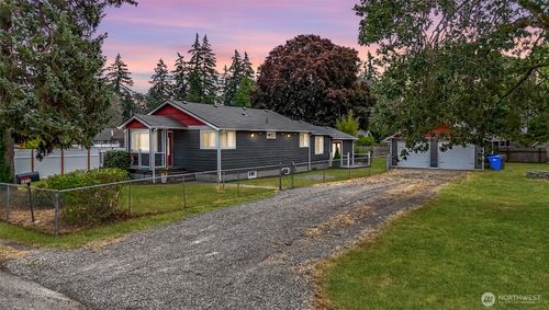 9810 119th St, Lakewood, WA, 98498-2710 | Card Image