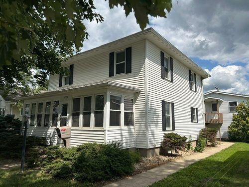 1125 15th Ave, Fulton, IL, 61252-1147 | Card Image