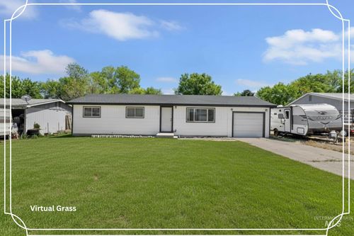 112 Sunset Cir, Buhl, ID, 83316-1741 | Card Image