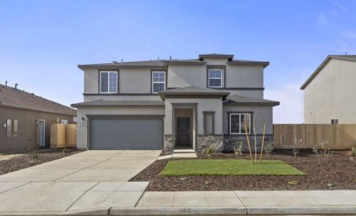 890 S Philip Ave, Fowler, CA, 93625-4455 | Card Image