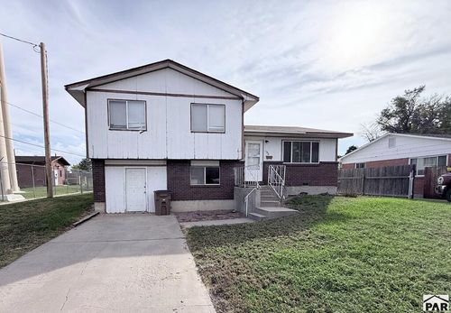 102 W 26th St, La Junta, CO, 81050-3312 | Card Image