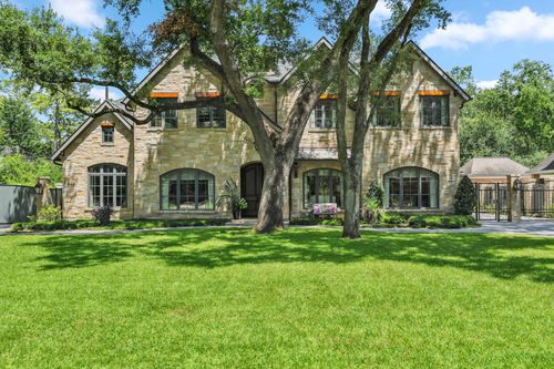 846 Oak Valley Dr, Houston, TX, 77024-3123 | Card Image