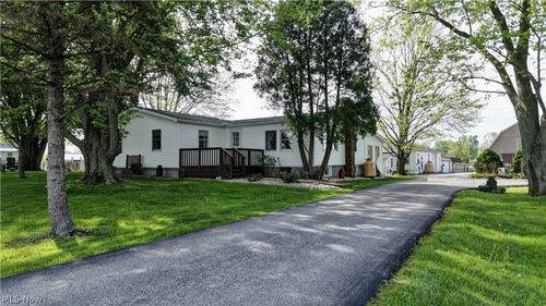 2393 Kinsman Rd Nw, North Bloomfield, OH, 44450-9531 | Card Image