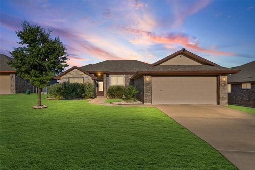 1905 Broken Shoe Trl, Temple, TX, 76502-4511 | Card Image