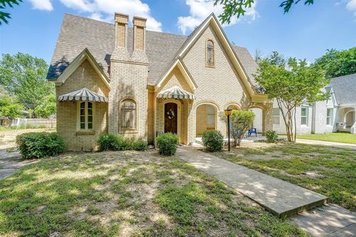 3241 Greene Ave, Fort Worth, TX, 76109-2321 | Card Image