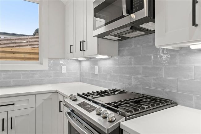 372 Forrest Ave, Townhouse with 3 bedrooms, 3 bathrooms and null parking in Gainesville GA | Image 15