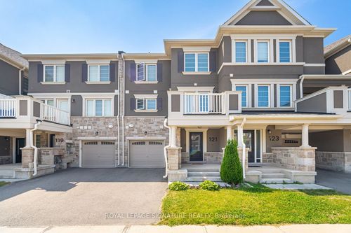 121 Toucan Trail, Oakville, ON, L6H0Y1 | Card Image
