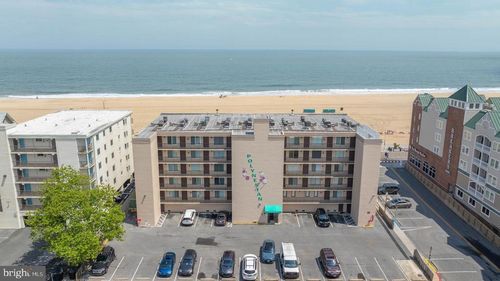 210-301 Atlantic Ave, OCEAN CITY, MD, 21842-8321 | Card Image