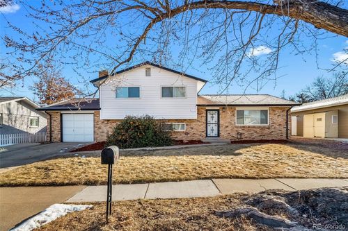 936 S Moline St, Aurora, CO, 80012-3210 | Card Image