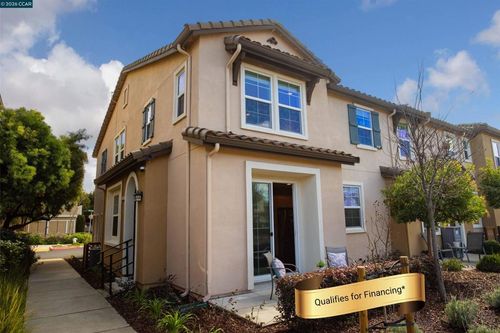 110 110 Del Alba St., San Pablo, CA, 94806 | Card Image