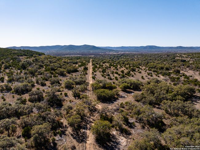 2800 Little Dry Frio Rd, Home with 0 bedrooms, 0 bathrooms and null parking in Rio Frio TX | Image 17