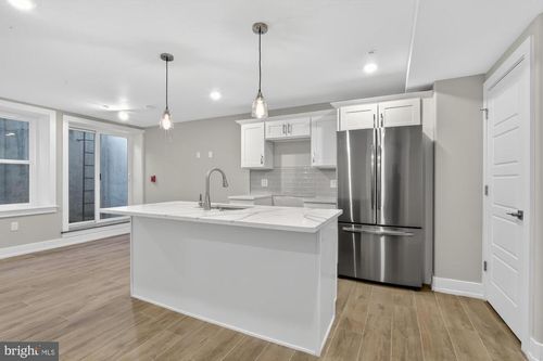 apt-1-2034 N Front St, PHILADELPHIA, PA, 19122-1819 | Card Image