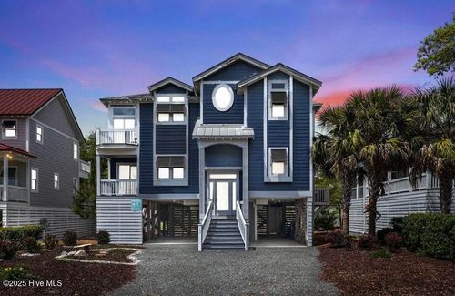 103 Se 74th St, Oak Island, NC, 28465-4341 | Card Image
