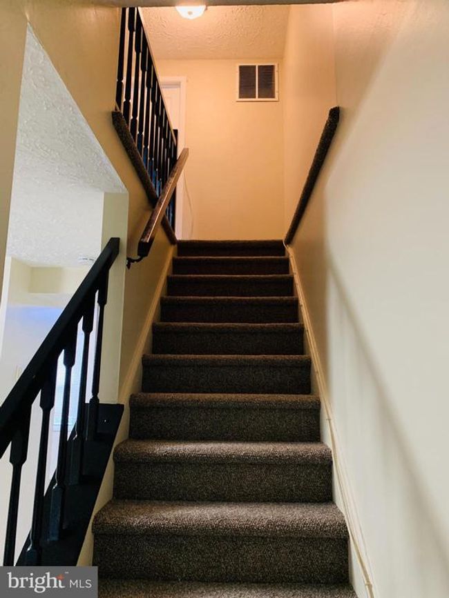 30 Valleyside Ct, Townhouse with 2 bedrooms, 1 bathrooms and null parking in GERMANTOWN MD | Image 8