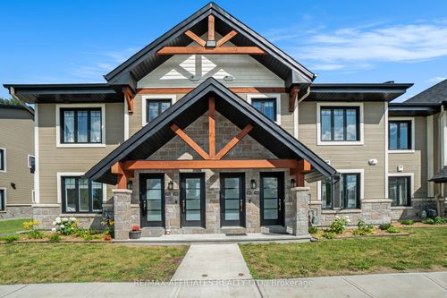 401-99 St-Moritz Trail, Embrun, ON, K0A1W0 | Card Image