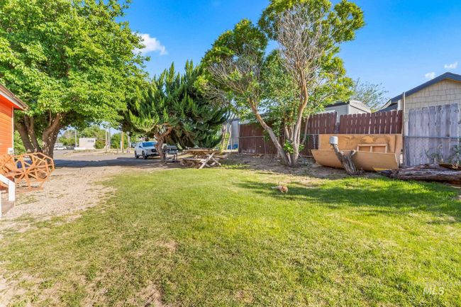 View of yard | Image 19
