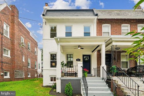 803 Quackenbos St Nw, WASHINGTON, DC, 20011-1912 | Card Image
