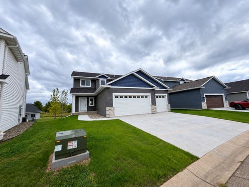987 45th Ave Ne, Saint Cloud, MN, 56304-4666 | Card Image