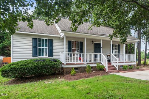 612 Agin Court Place, Clayton, NC, 27520 | Card Image